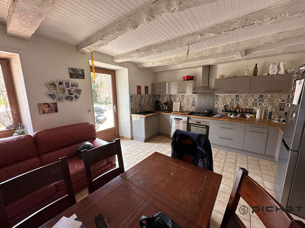 Maison Saint Front la Rivière 4 pièce(s) 100 m2 - photo 4
