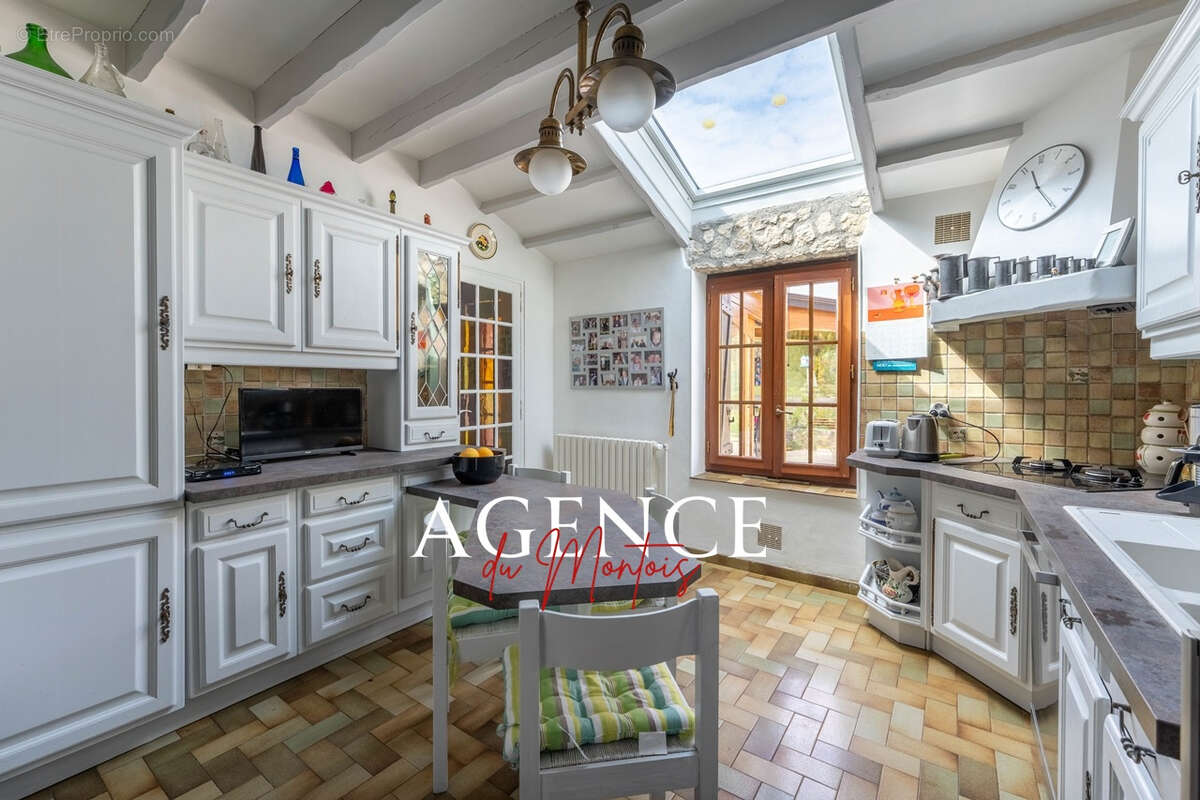 Maison à DONNEMARIE-DONTILLY