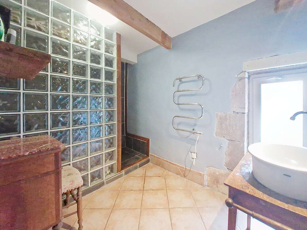 Maison à SAINTE-RADEGONDE