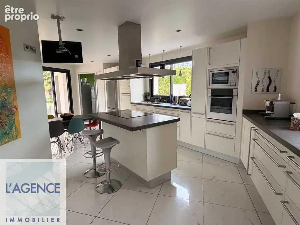 Maison 7 pièces 547 m² à vendre à Vertus (51130) - photo 2