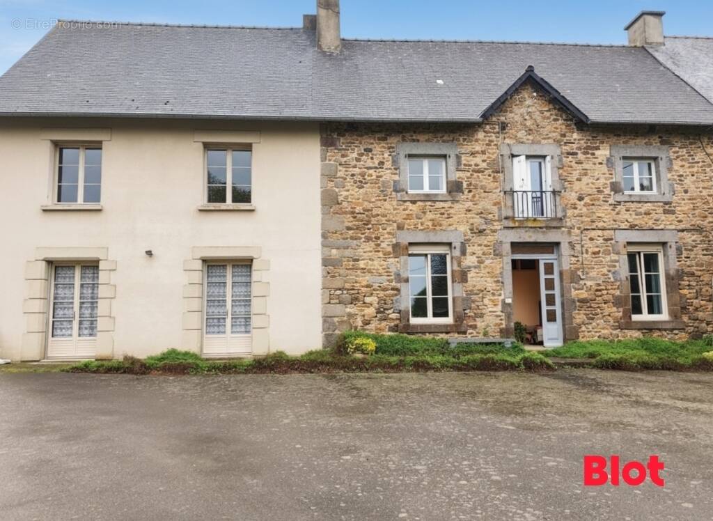 Maison 198 m² à Combourg  - photo 1