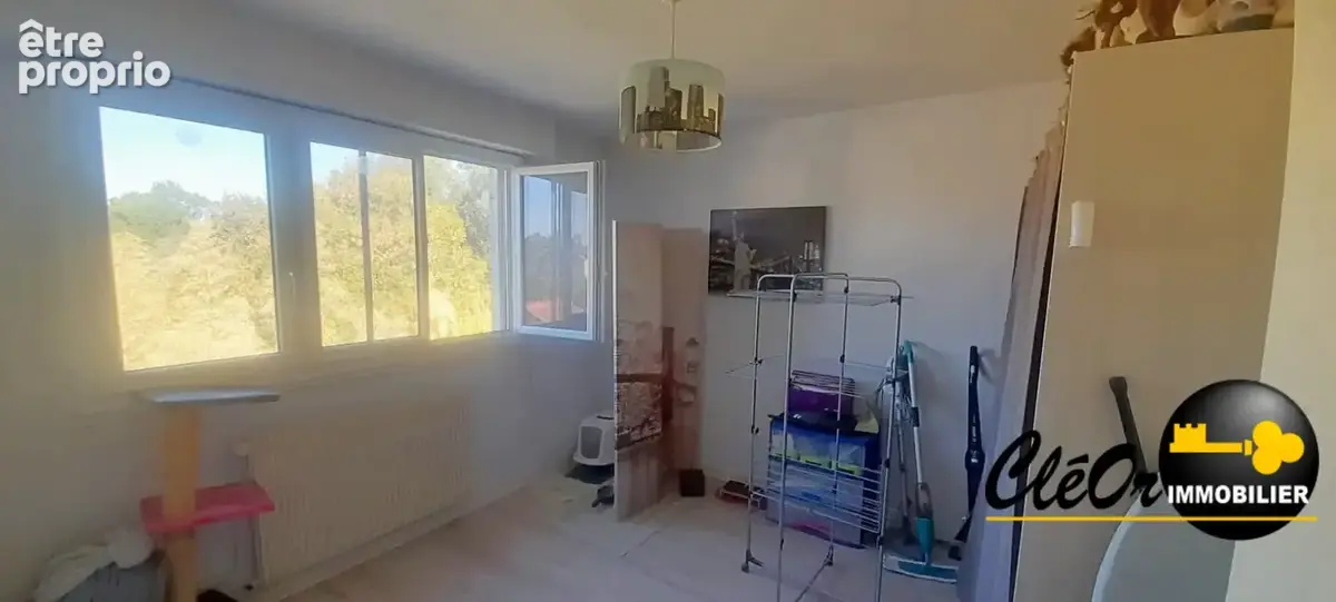 Appartement 63 m² à Louhans  - photo 4