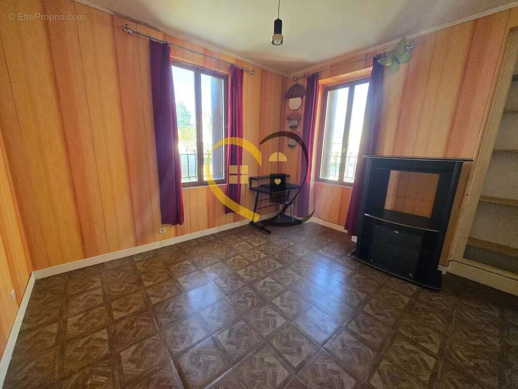 Maison à HENRICHEMONT