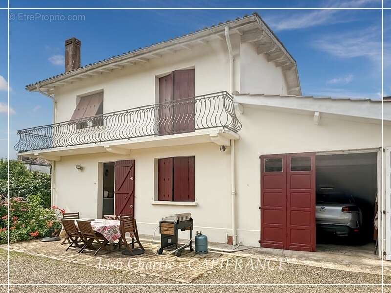 Maison à VILLENEUVE-DE-MARSAN