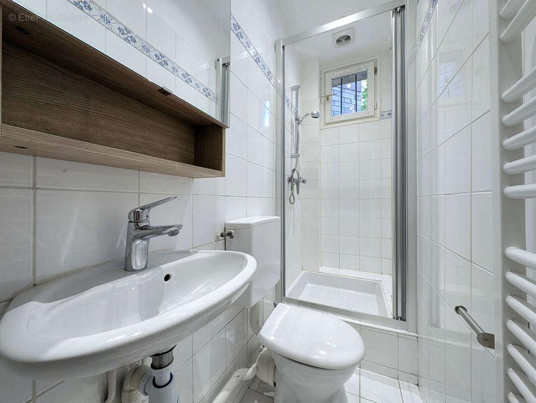 Appartement à LA GARENNE-COLOMBES