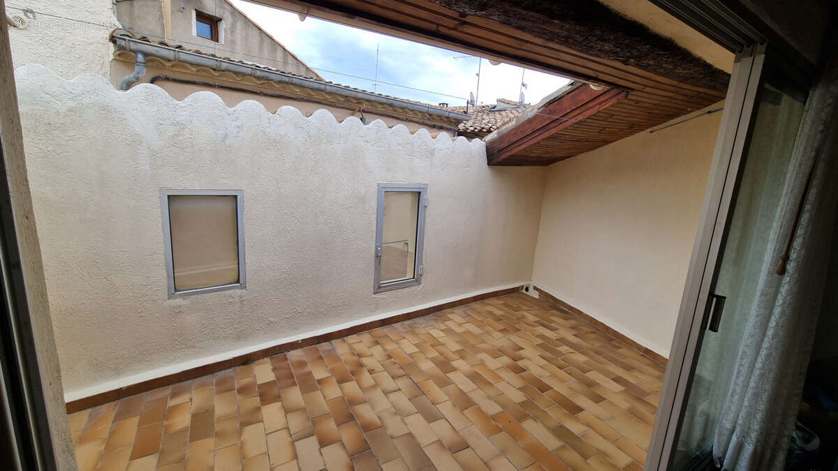 Maison à POUSSAN