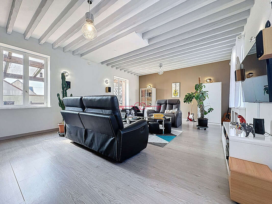 Maison à MENNEVILLE