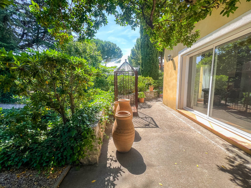 Maison à CHATEAUNEUF-LES-MARTIGUES
