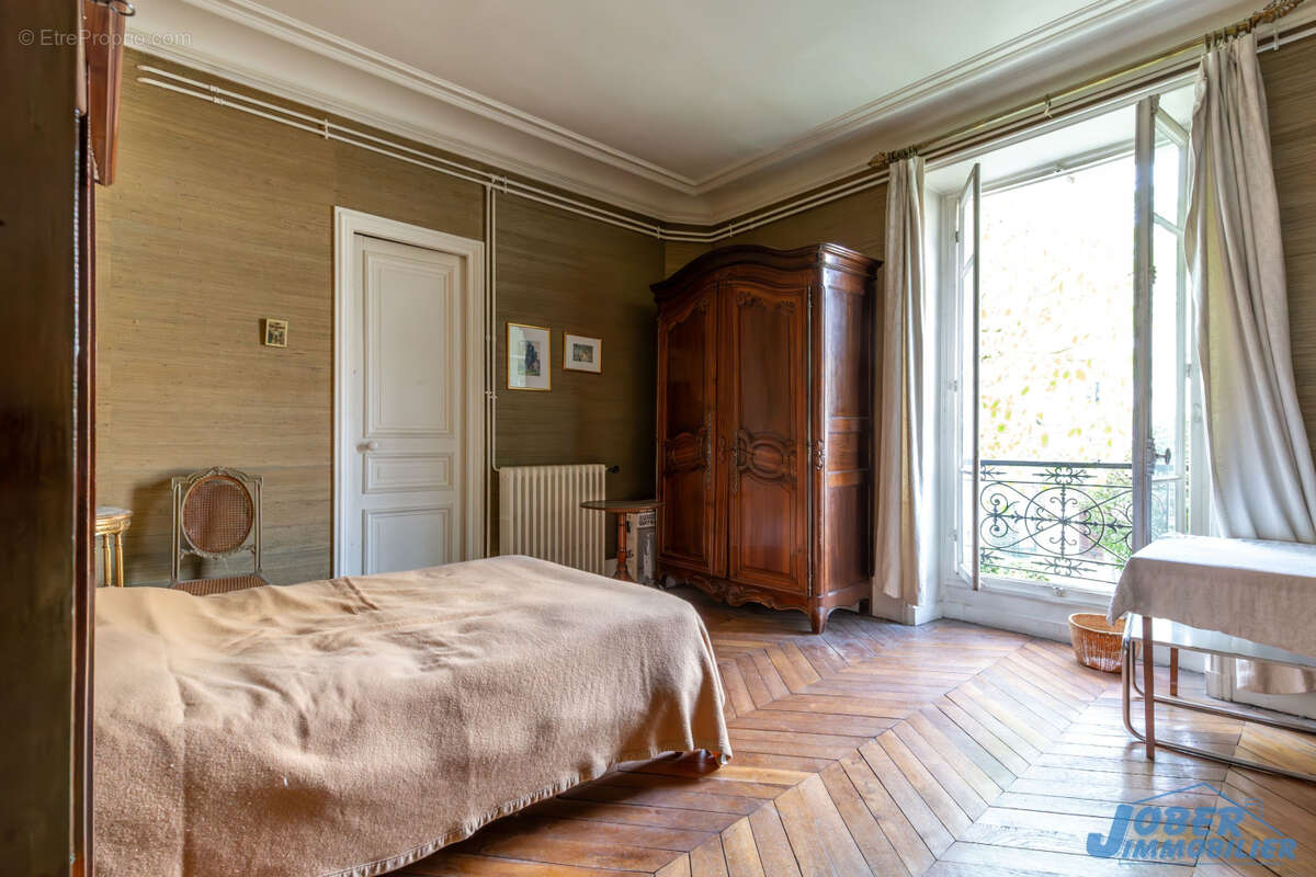 Appartement à SAINT-MANDE