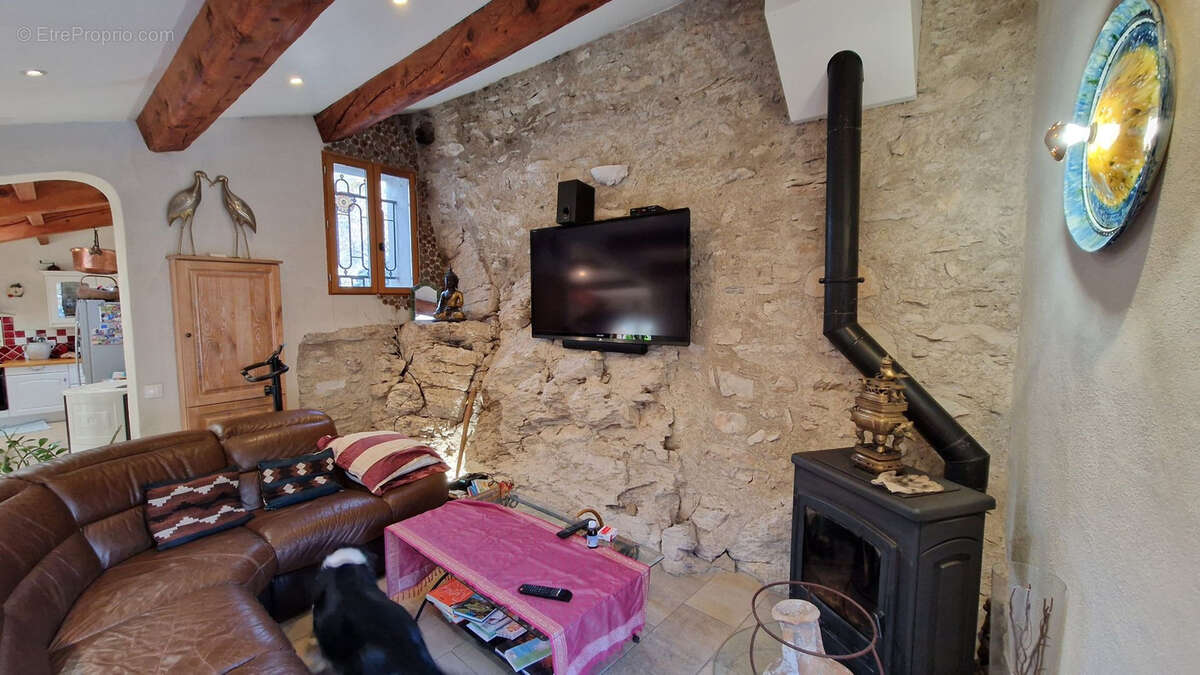 Maison à LA PALUD-SUR-VERDON