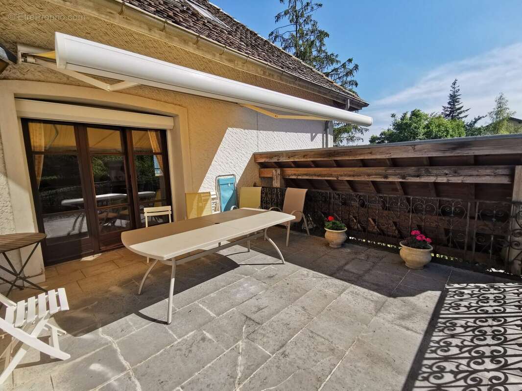 Maison à MONTBONNOT-SAINT-MARTIN