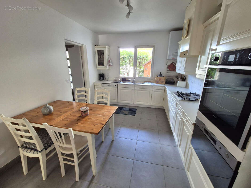 Maison à JOUY-EN-JOSAS