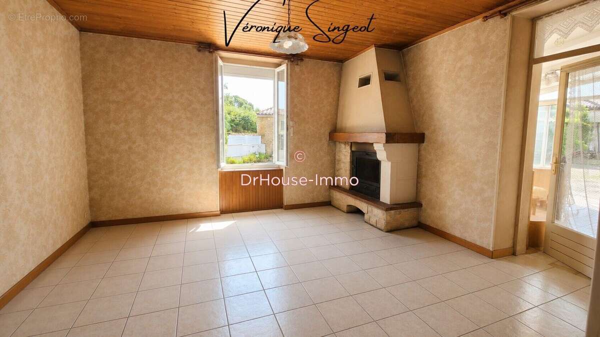 Maison 116 m² à Petosse  - photo 8