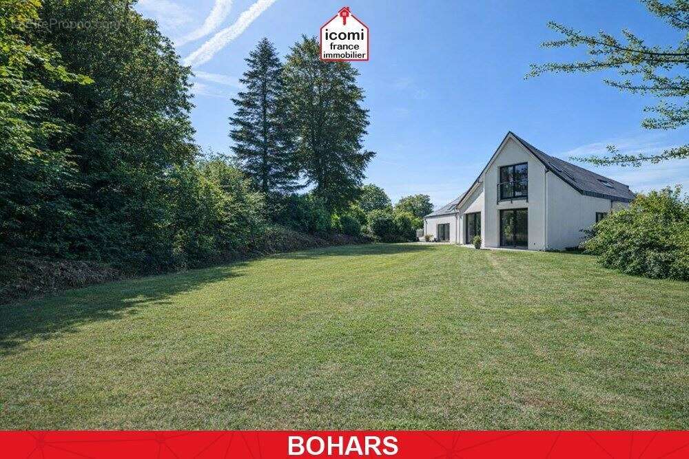 Maison à BOHARS