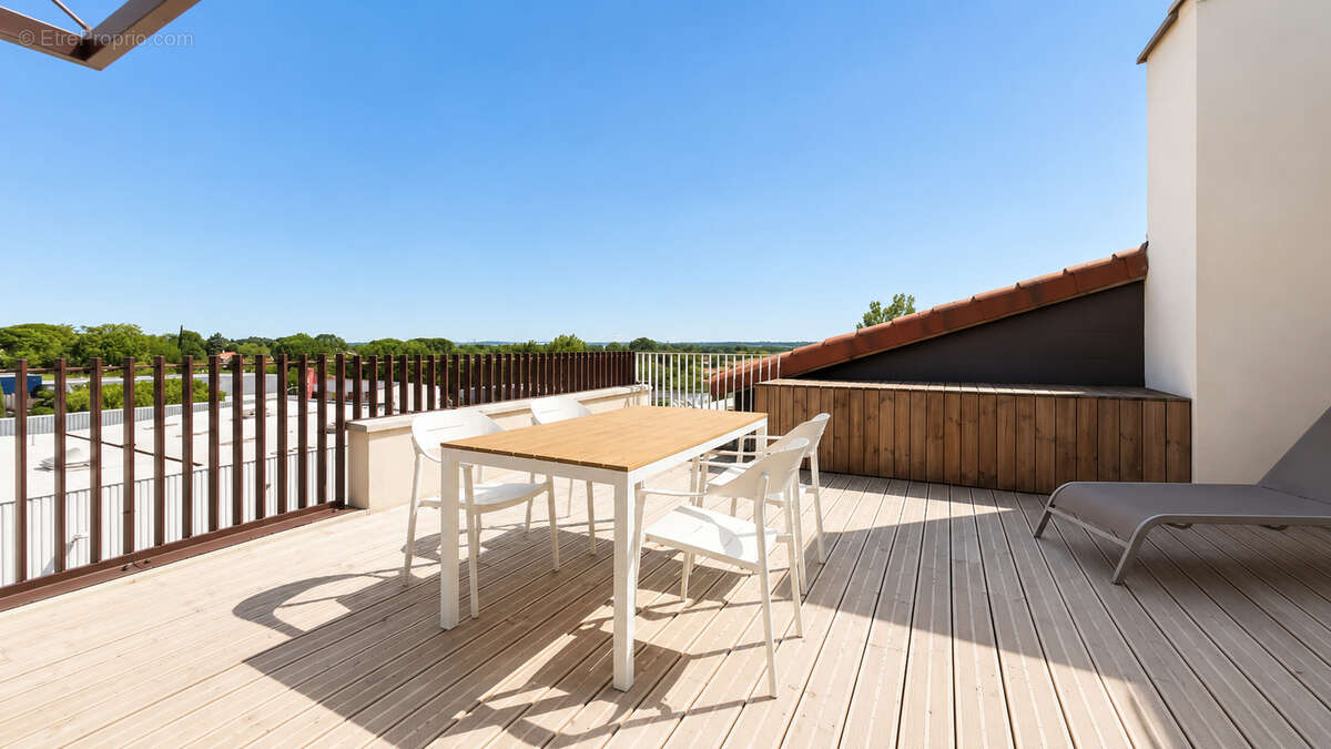 Appartement T3 - 84m2 - Castanet-Tolosan - photo 3
