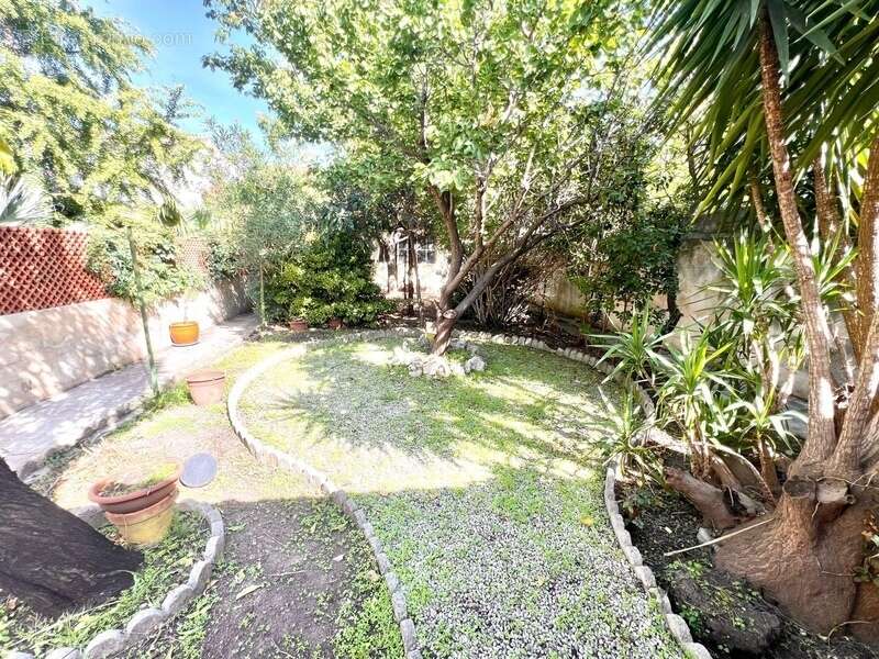 Maison à MARSEILLE-10E