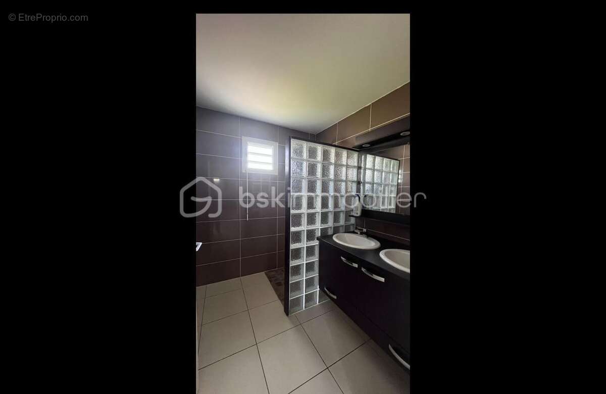 Appartement à LE GOSIER