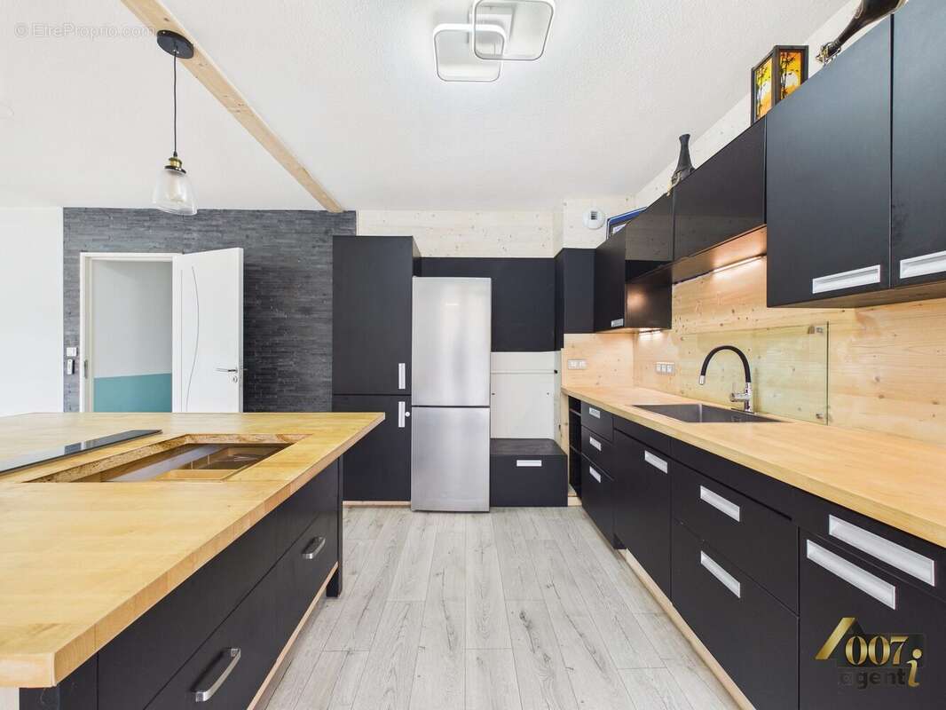 Appartement à ALBERTVILLE