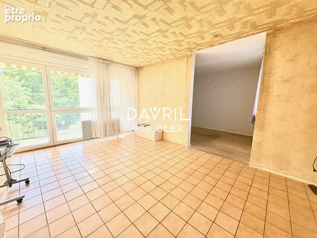 En exclusivité chez DAVRIL ***Proche de toutes les commodités ****Gare***Commerces *** - photo 3