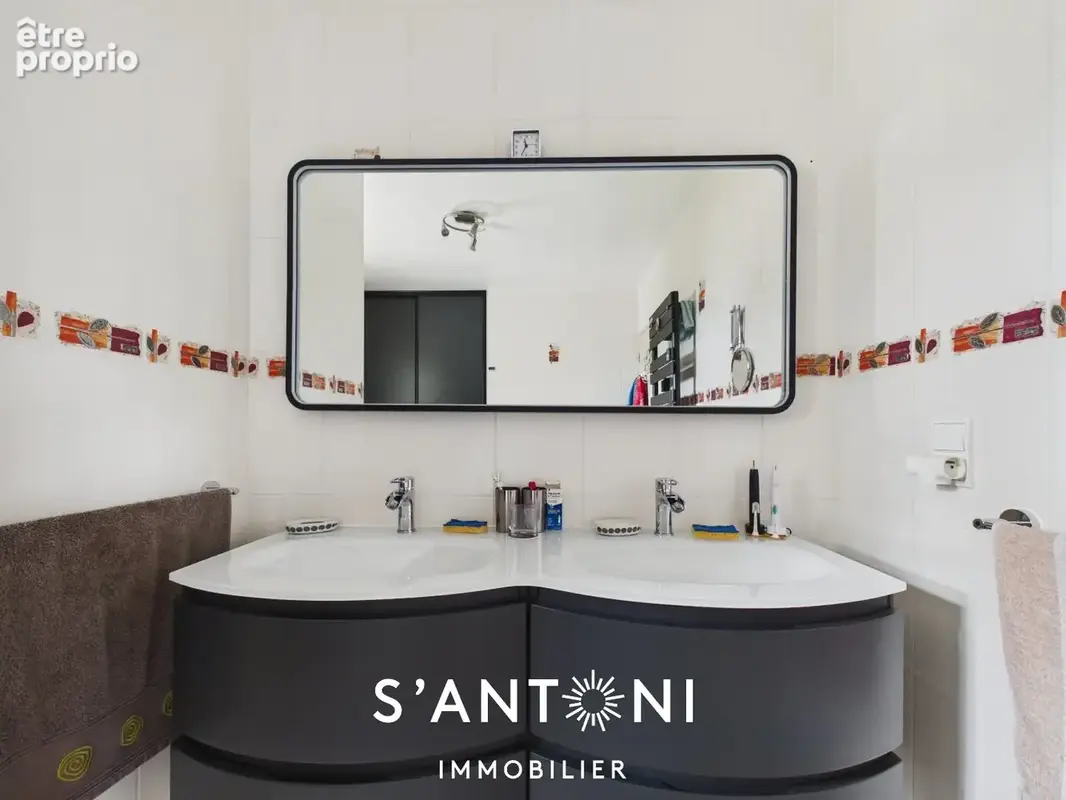 Lézignan-la-Cèbe  Maison plain-pied avec piscine - photo 9