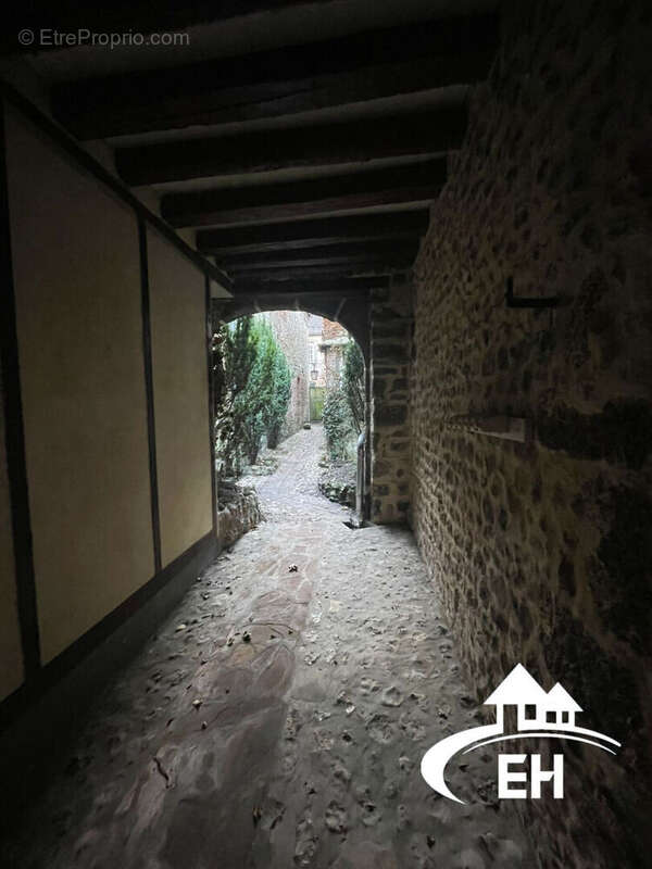 Maison de ville entierement renovée - photo 7