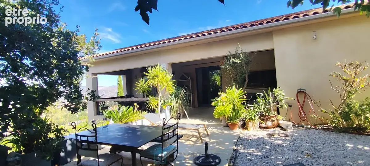 Villa d'architecte 280m²  avec piscine à débordement sur 7 300 m²  Vues panoramiques à 360° - photo 9