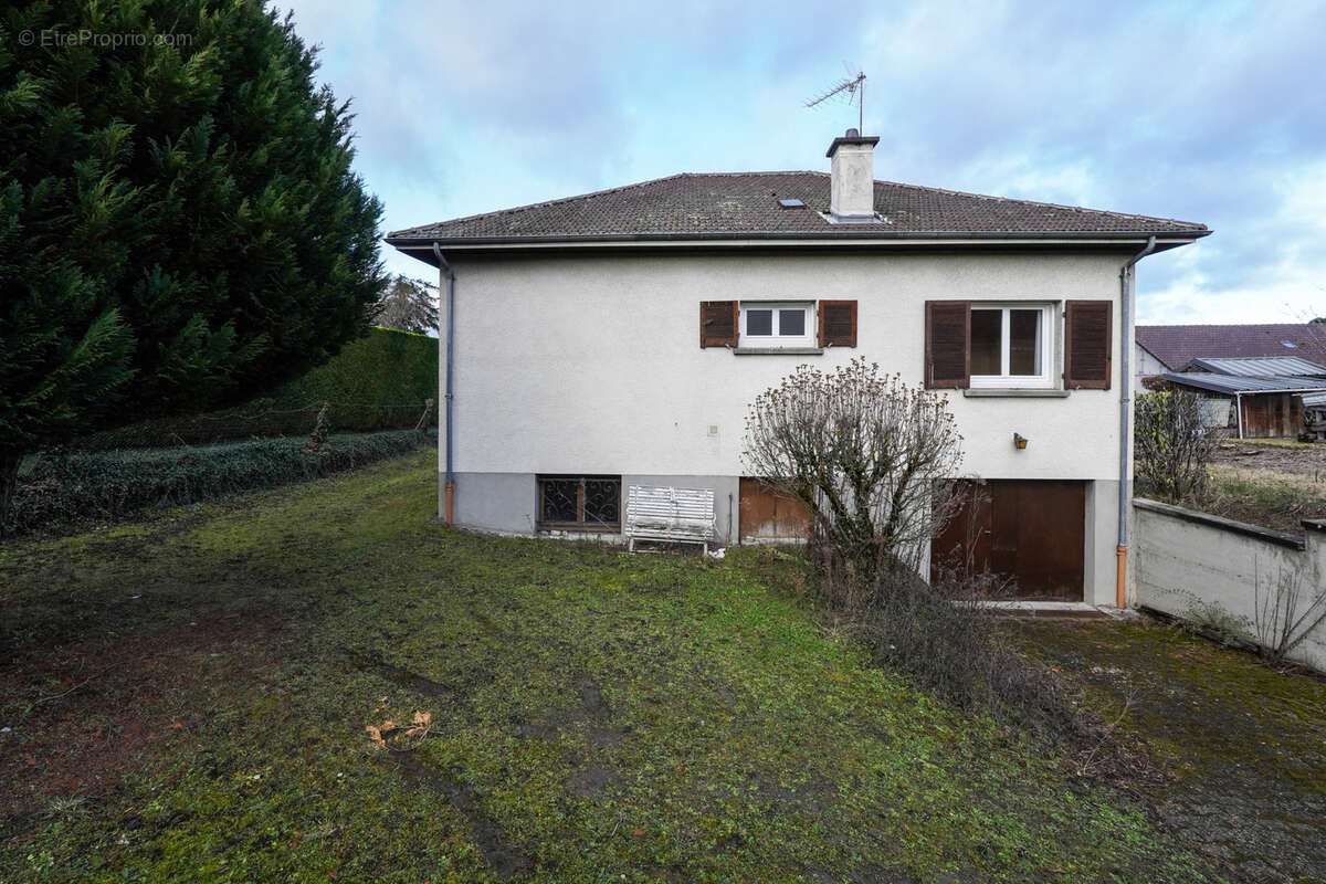 Maison à PONT-DU-CHATEAU