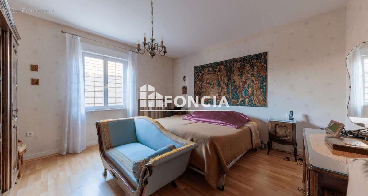 Spacieuse maison familiale de 174 m² avec terrain de 4 481 m² dont 3 500 m² constructibles - photo 14