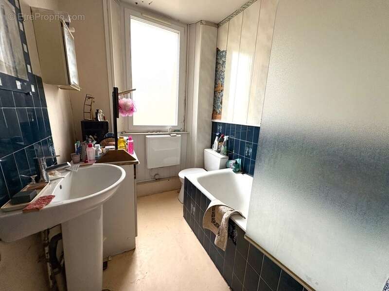 Maison à SAINT-SAUVEUR-LENDELIN