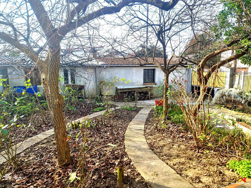 Maison à VILLENEUVE-LE-ROI