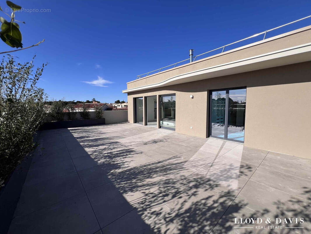 Appartement à CASTELNAU-LE-LEZ