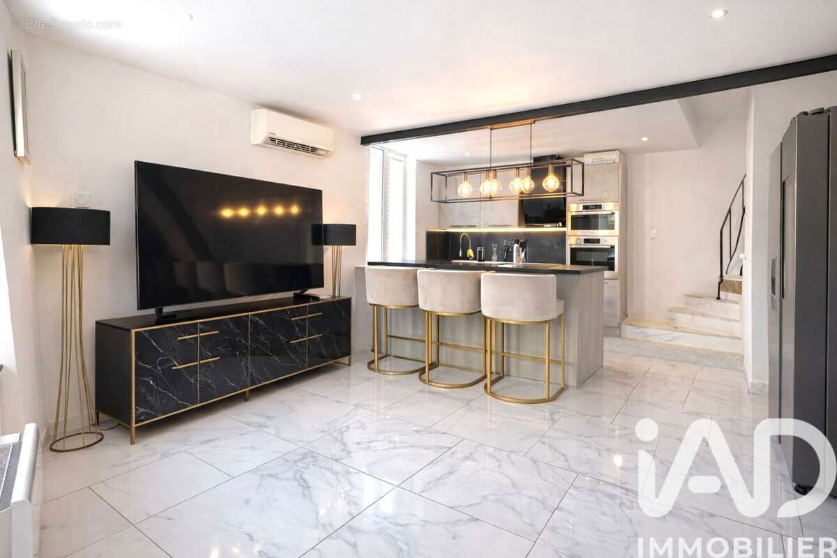 Maison 63 m² à Violes  - photo 2