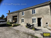 Maison à ROUVRES-LA-CHETIVE