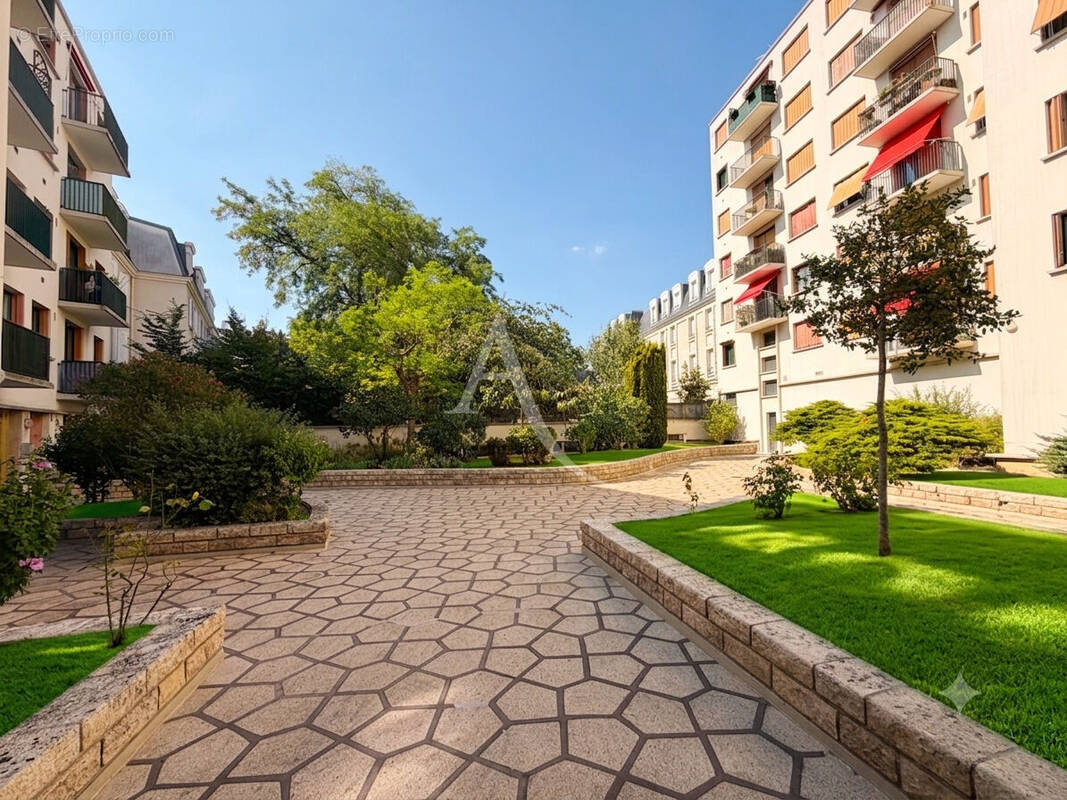 Appartement à MAISONS-ALFORT