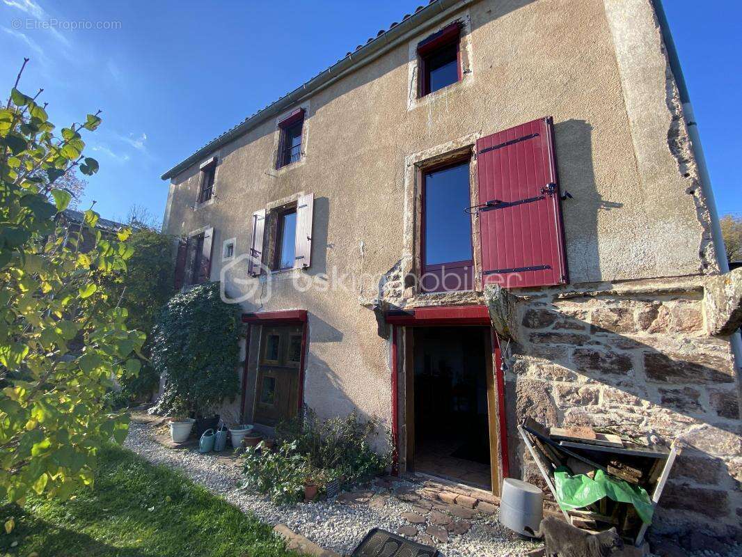 Maison à SAINT-IZAIRE