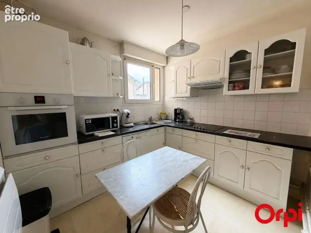 Appartement À Vendre - photo 2