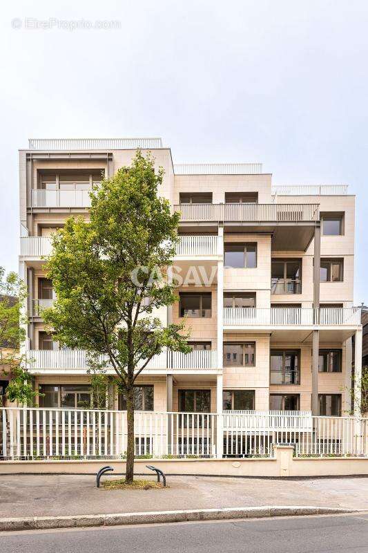 Appartement à ISSY-LES-MOULINEAUX