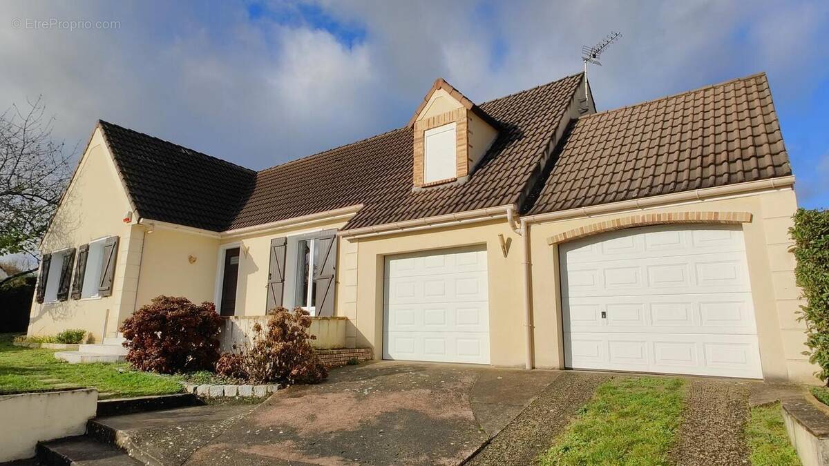 Photo 1 - Maison à LIZY-SUR-OURCQ