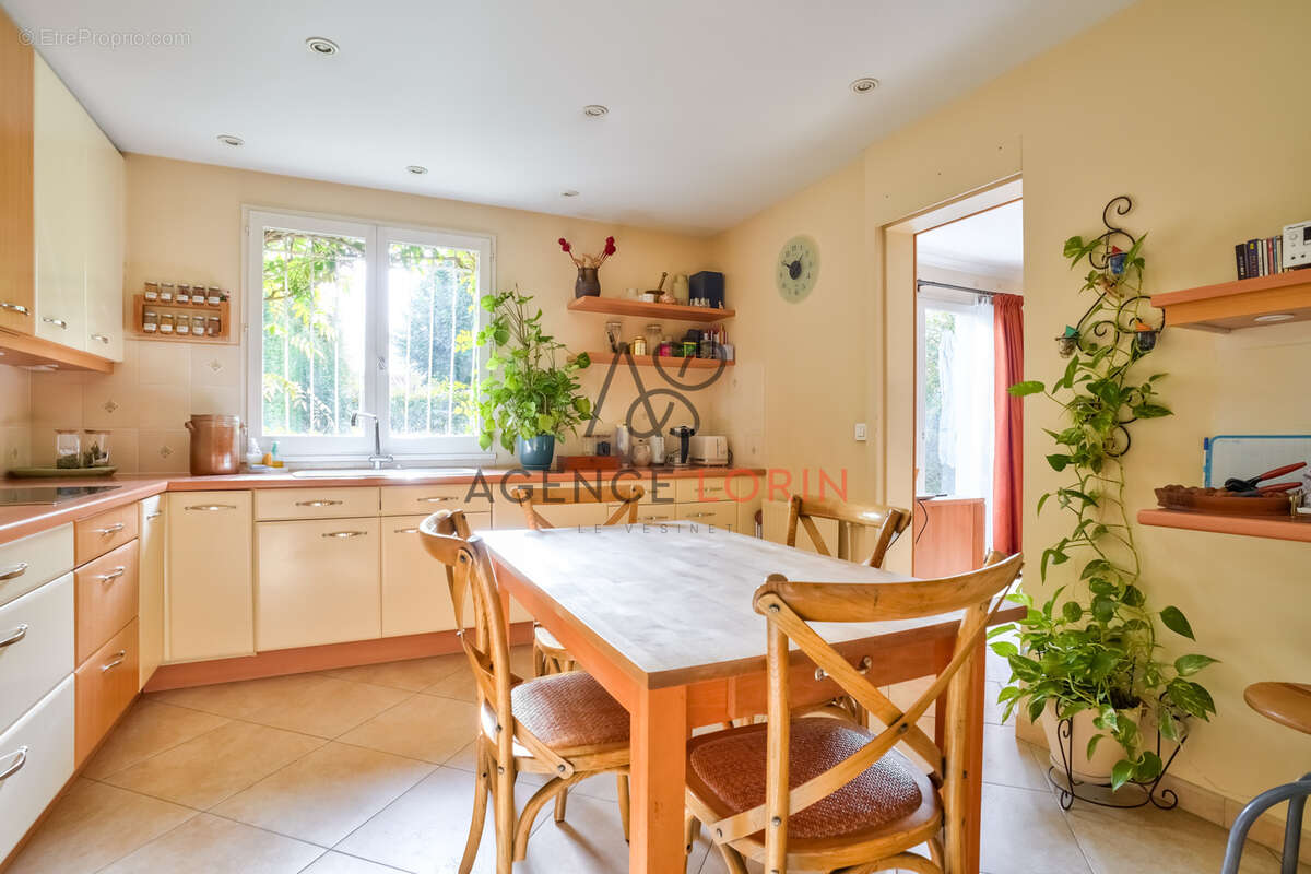 Maison à CROISSY-SUR-SEINE