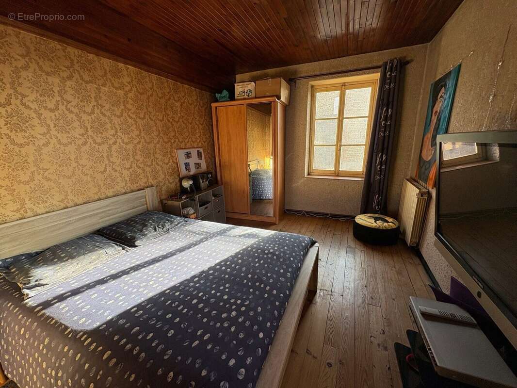 Maison à BEAUREPAIRE
