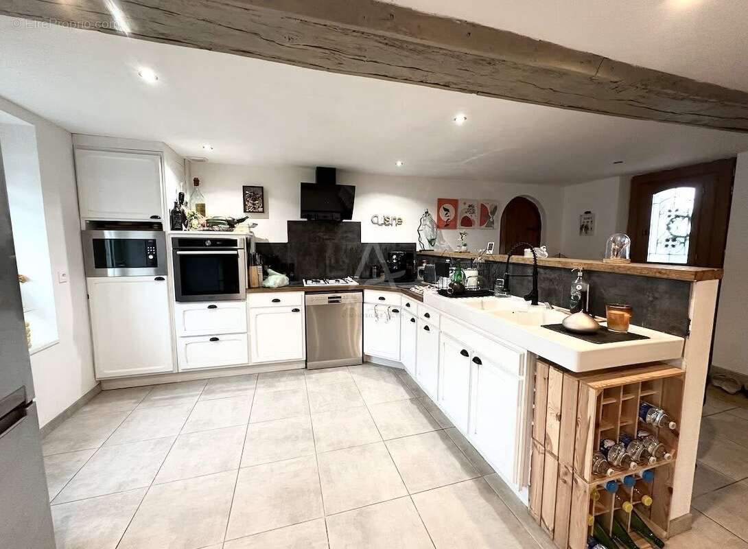 Maison à SAINT-GERMAIN-DE-CLAIREFEUILLE