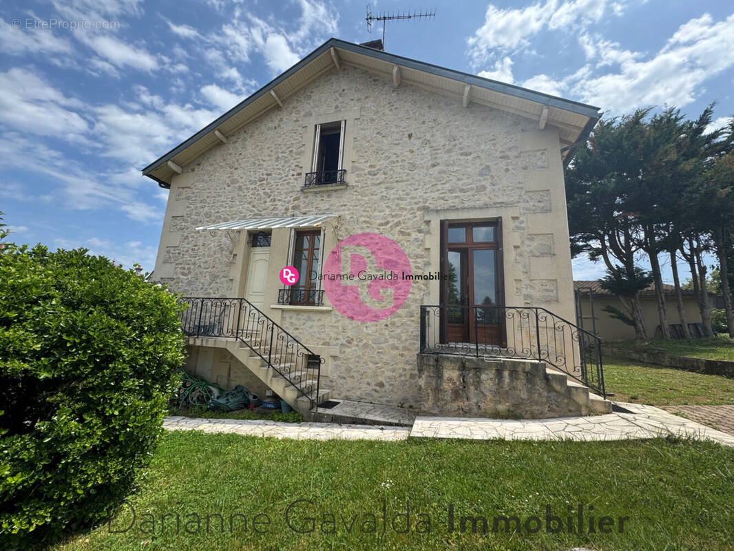 Maison à CAPDENAC-GARE