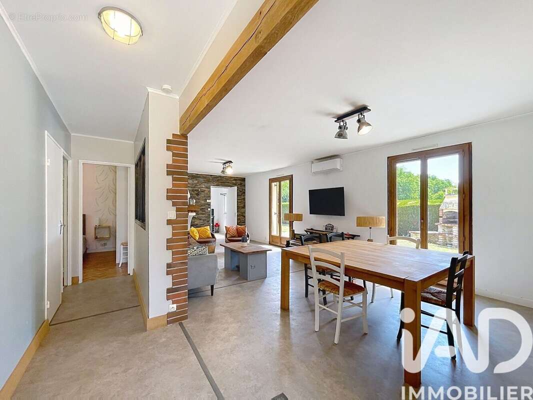 Photo 2 - Maison à BRIARE