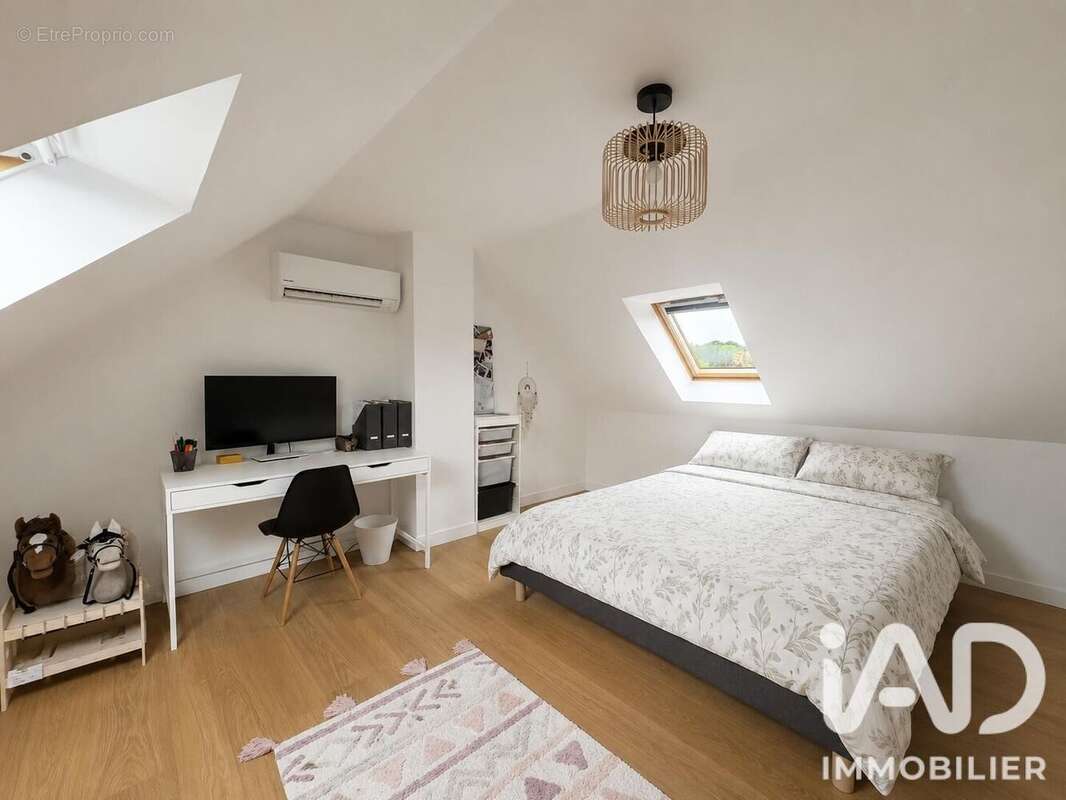 Maison 108 m² à Marolles-En-Brie  - photo 9