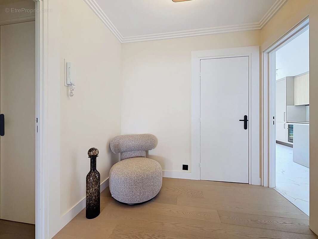 Arenes cimiez 4 p renove - photo 12