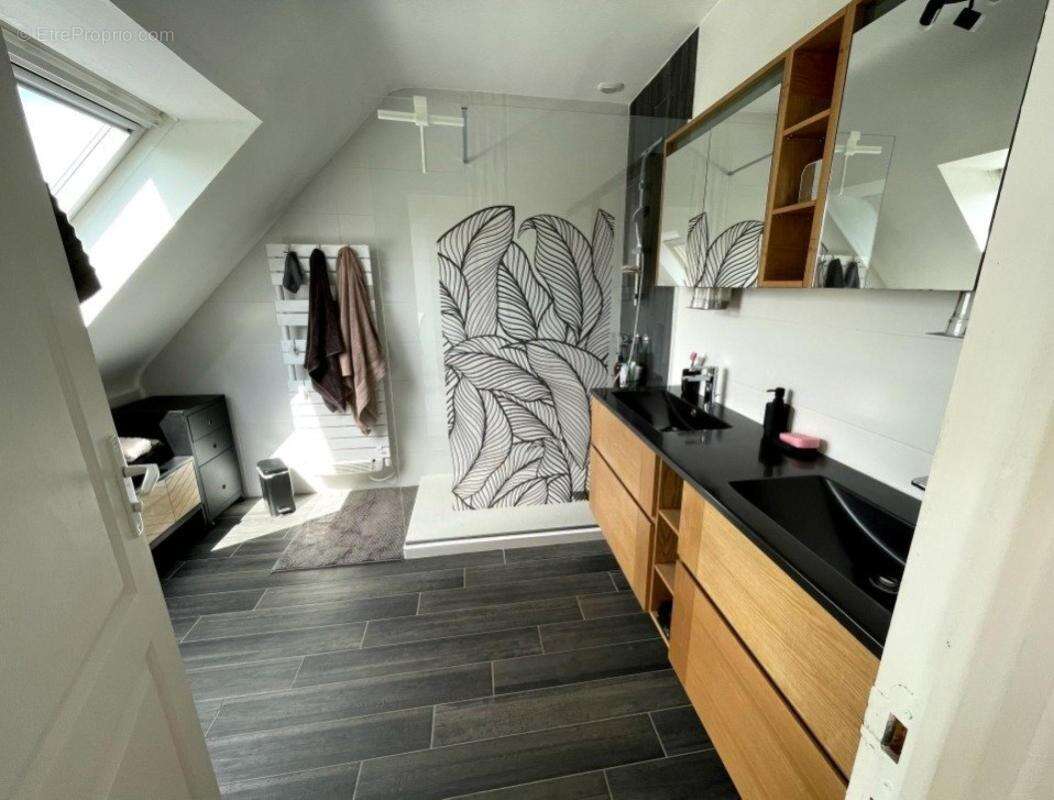 Maison à TREGARANTEC