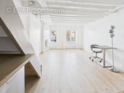 Appartement à PARIS-1E