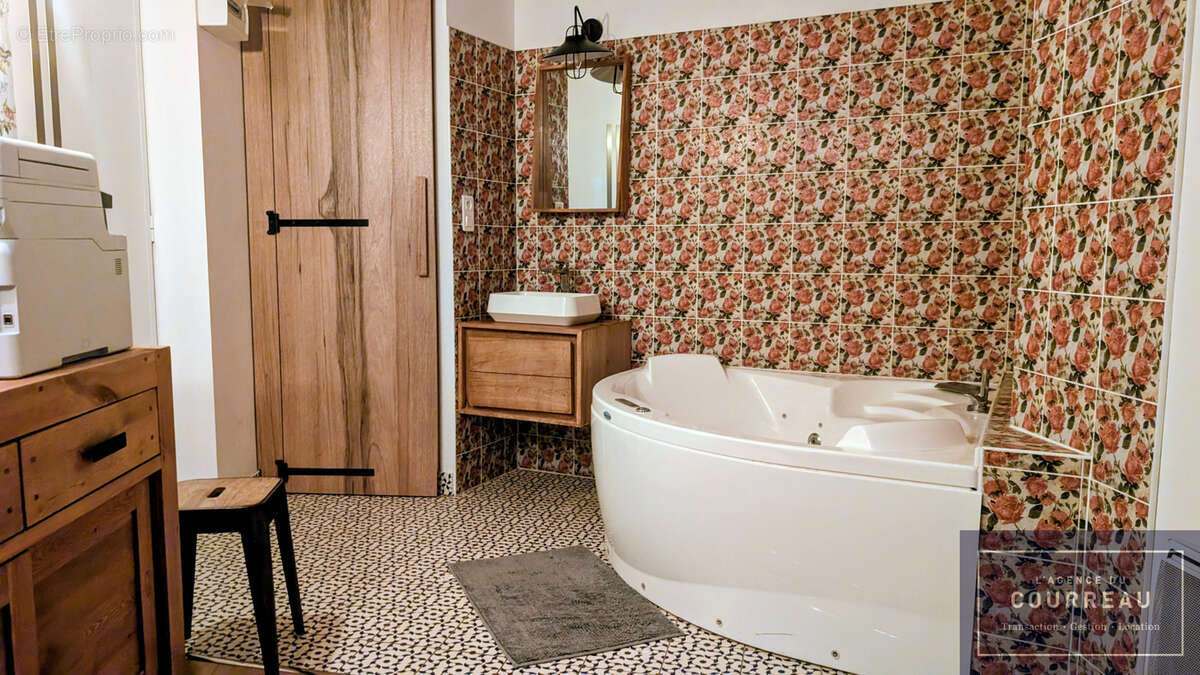 Coup de cœur assuré ! Maison de 117 m2 avec extérieur et dépendance dans l'Écusson - photo 12