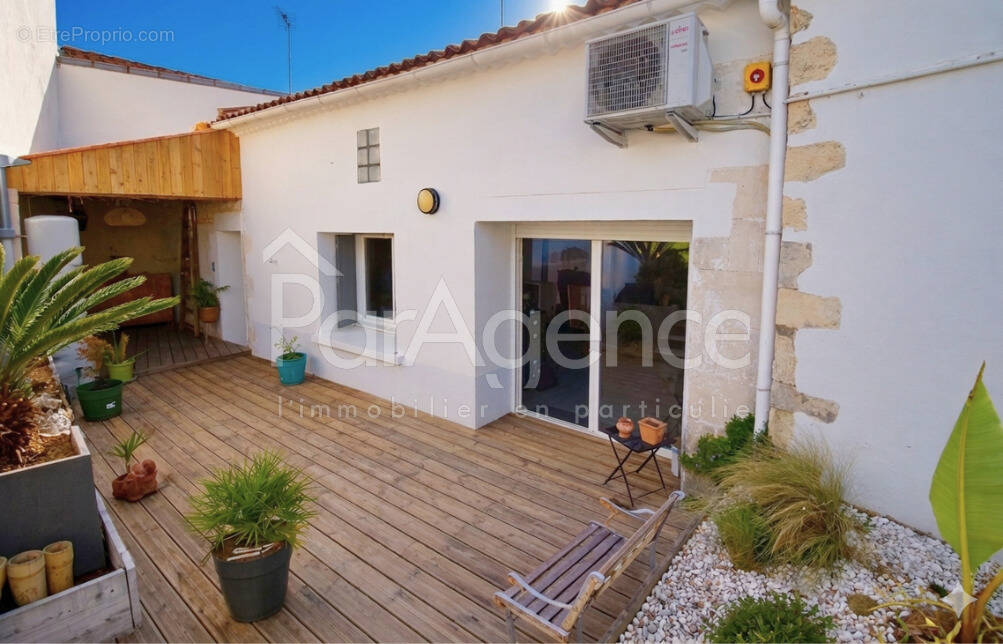 Maison à SEMUSSAC