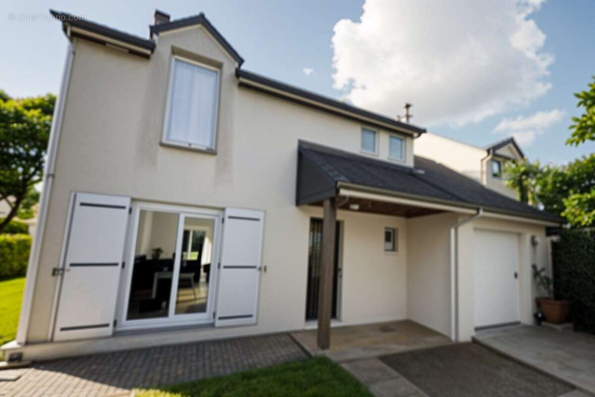 Maison à SURY-PRES-LERE